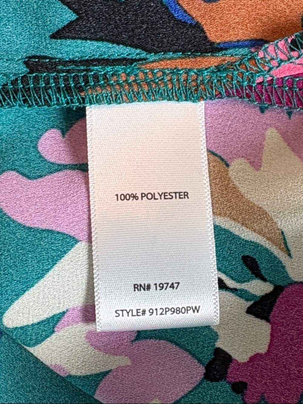 NWOT The Pioneer Woman V-Neck 3/4 Sleeve Blouse - Picture 5 of 6